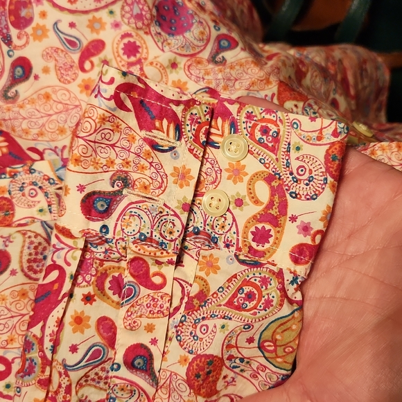 Liberty fabric TABI shirt - Picture 3 of 10